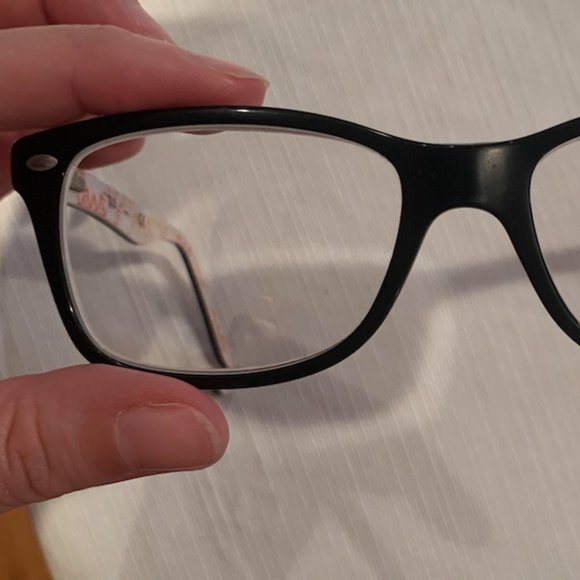 Ray-Ban Glasses - Picture 4 of 8